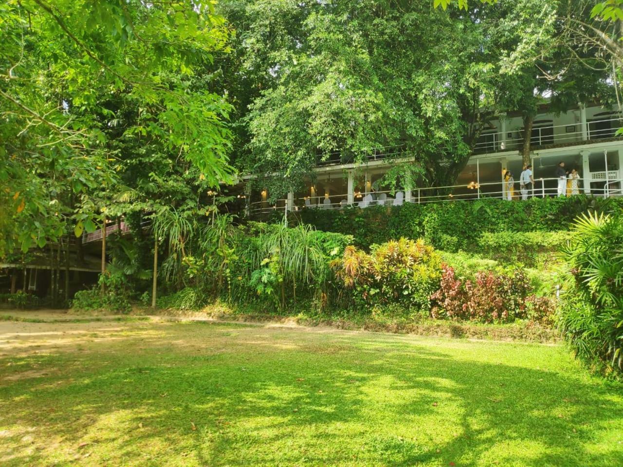 Plantation Hotel Helarambe Exterior foto